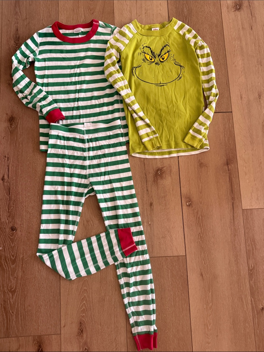 Hanna Andersson Holiday Green & White Striped Pajama Set with Grinch Top